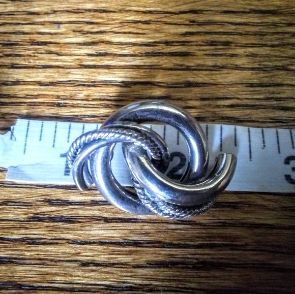 Vintage Silver Knotted Post Earrings - Picture 6 of 8